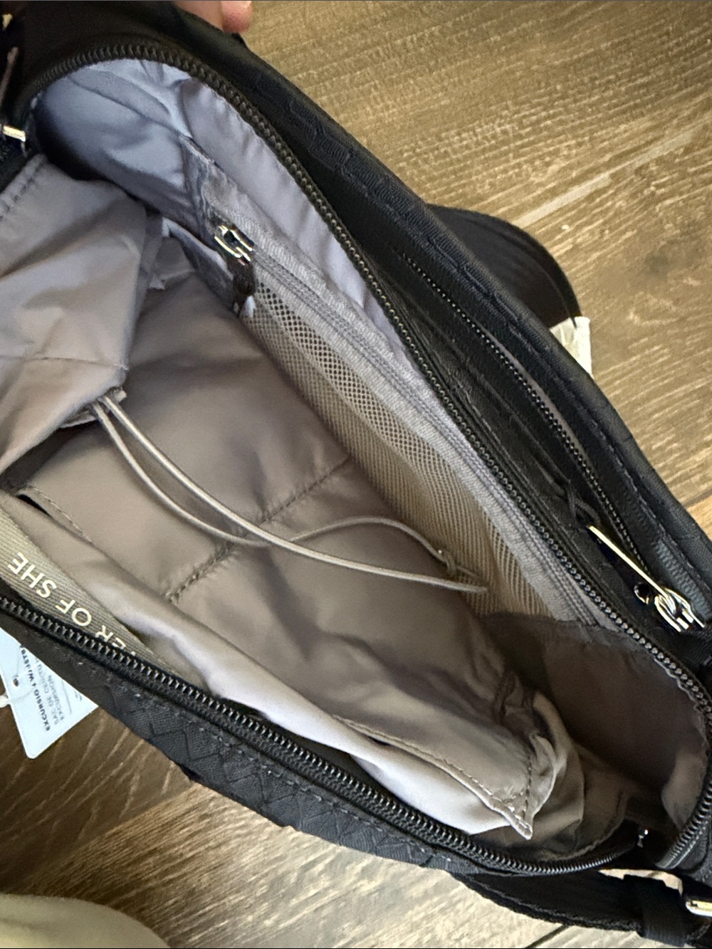 Athleta Women’s Black Excursion Large Belt/Crossbody Bag - Picture 8 of 12